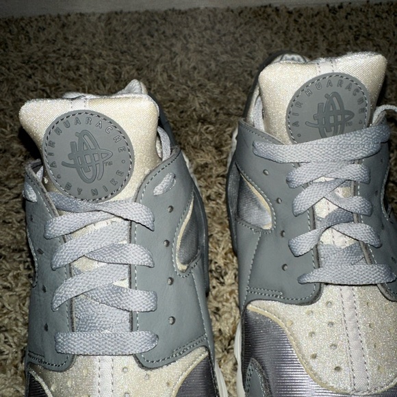 Size 10.5 - Nike Air Huarache Light Smoke Grey - Picture 13 of 13